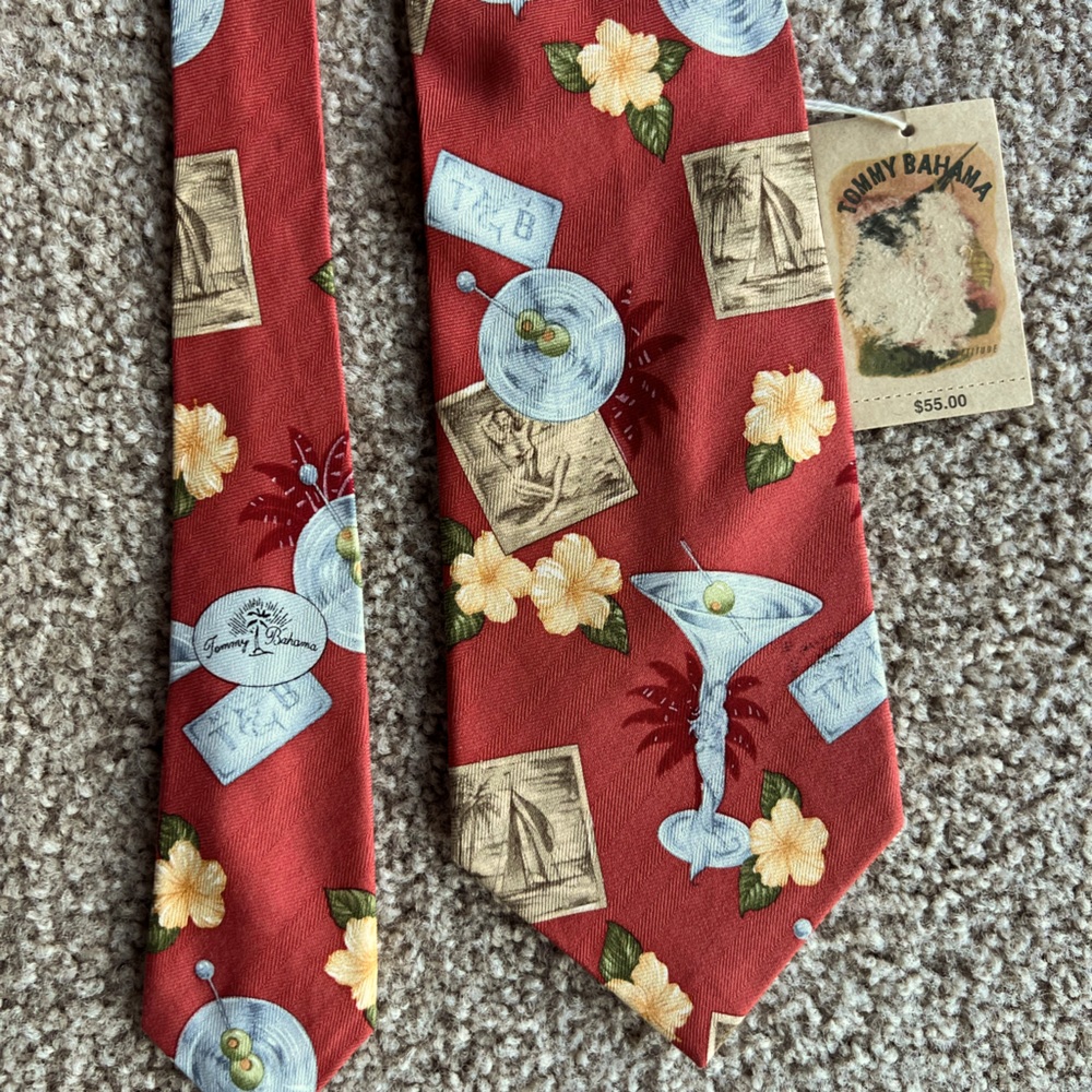 Tommy Bahama Martini Maui Silk Tie NWT Rusty coral red